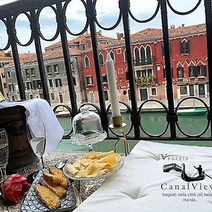 Quarto em Acomodações Particulares Canal View Veneza